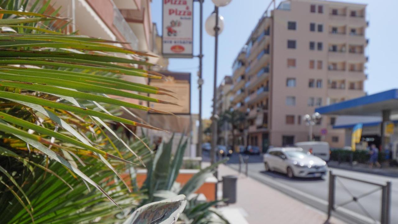 Babyaccommodation Family Panoramic II Pietra Ligure Ngoại thất bức ảnh